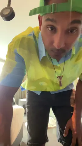 1er Gaou 😍🇨🇮🇨🇦🕺🏾🎶 remix #loveit #vibe #hotelroom #outfit #reggaelakefestival 