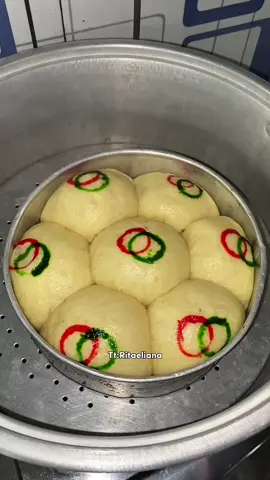 Lembut nya gak tahan lama soalnya begitu di angkut langsung abis😢🤣#Ritaeliana #warungkopi #warungsembako 