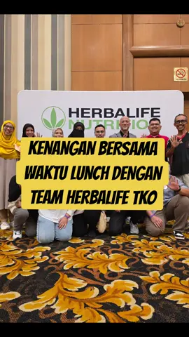Kenangan indah bersama team TKO. Manusia datang dan pergi dalam hidup kita. Kita terus berjuang selagi kita percaya dengan apa yang kita perjuangkan. @izzarich2  @coachizzarich  @aazura.ahmad  @faizairinor  @azurafaizairi  @khairulasmashapiai  @arif_akrami  @mek_coach  @arbaiyahmdshood  @coachhani_myhoney  @mohdnazirshaharuddin  @kakchikhana 