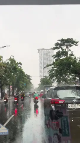 #surabaya #afterrain #surabayahujan #surabayatiktok 