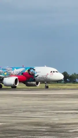 Pesawat Air Asia Mendarat Di Banda Aceh #pesawat #airasia #320 
