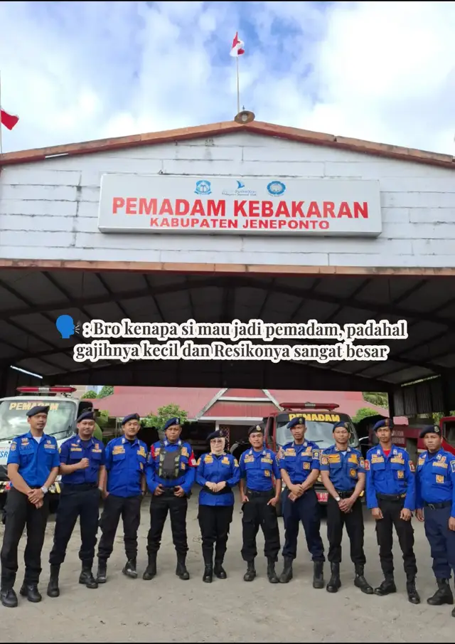 Gajih kecil resikonya besar #damkarindonesia  #damkarjeneponto113  #113damkar 