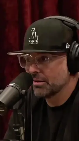 @Sam Tripoli. Time is like a book, and hidden elites may already control time travel. #podcast #fyp #powerfuljre #samtripoli #joerogan 