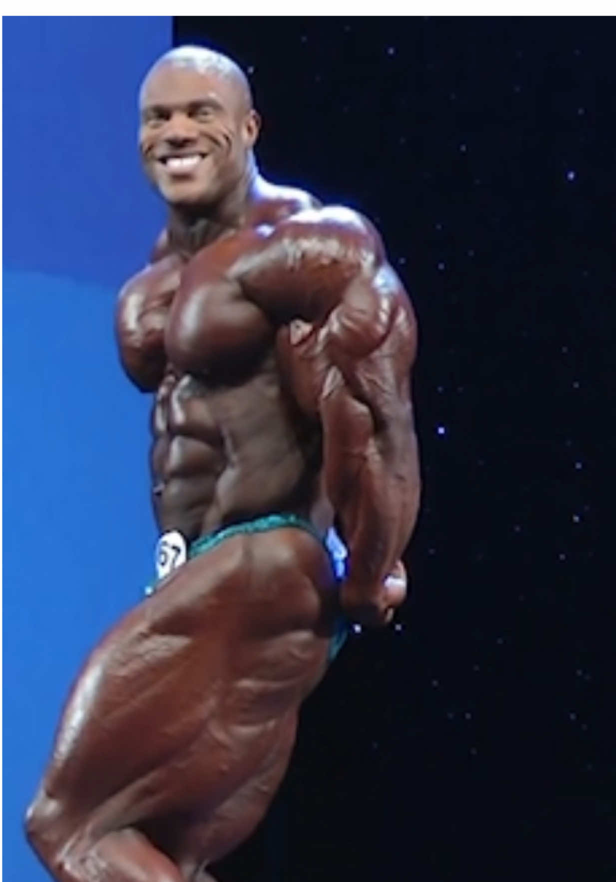 THERE IS NO SECRET TO GREATNESS! What separates the GOOD from the GREAT is the very rare trait of NOT being satisfied with GOOD! 💪🏽 #mrolympia #philheath #bodybuilding #muscle 