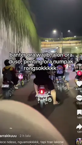 rongsok ini ikut trend mu mbaa hehe🥺