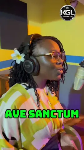 AVE SANCTUM, Un beau chant d'eucharistie et d'adoration. Vira  #musique #catholique #KTO #chorale #chanson @ML de pain de vie 🕎💟✝️ @Ch saint Sacrement officiel @CHORALE PAIN DE VIE @ChoraleSaintEspritLaColombe @Catholique de Brazzaville @Beverlyattendu @Chorale Tanga ni Tanga 