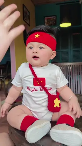 HÀNG SẴN SHIP! Đủ size cho bé yêu từ 3/12kg nha các mẹ ơi. Nhanh tay kẻo hết ạ.. #monkids #outfitchobe #xuhuong #MừngQuốcKhánh #quanaosoSinh 
