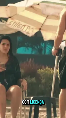A amiga falo que tá trinando!!! E aí olhou ou não olhou#praia #miami 