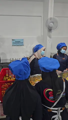 Hari pertama pembukaan dapur sudah digoyang 😁. Semangat anak2ku #viral #fyp 