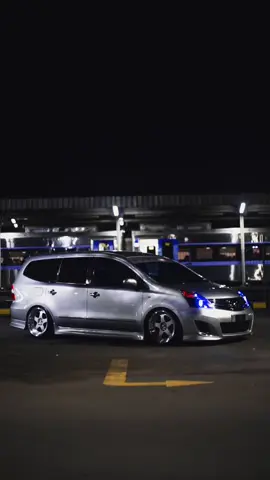 L10vinthai💀  Colek videografer kita @B A G I O   #nissangrandlivina  #grandlivina #xzyabca#fyp #grandlivinamodification 