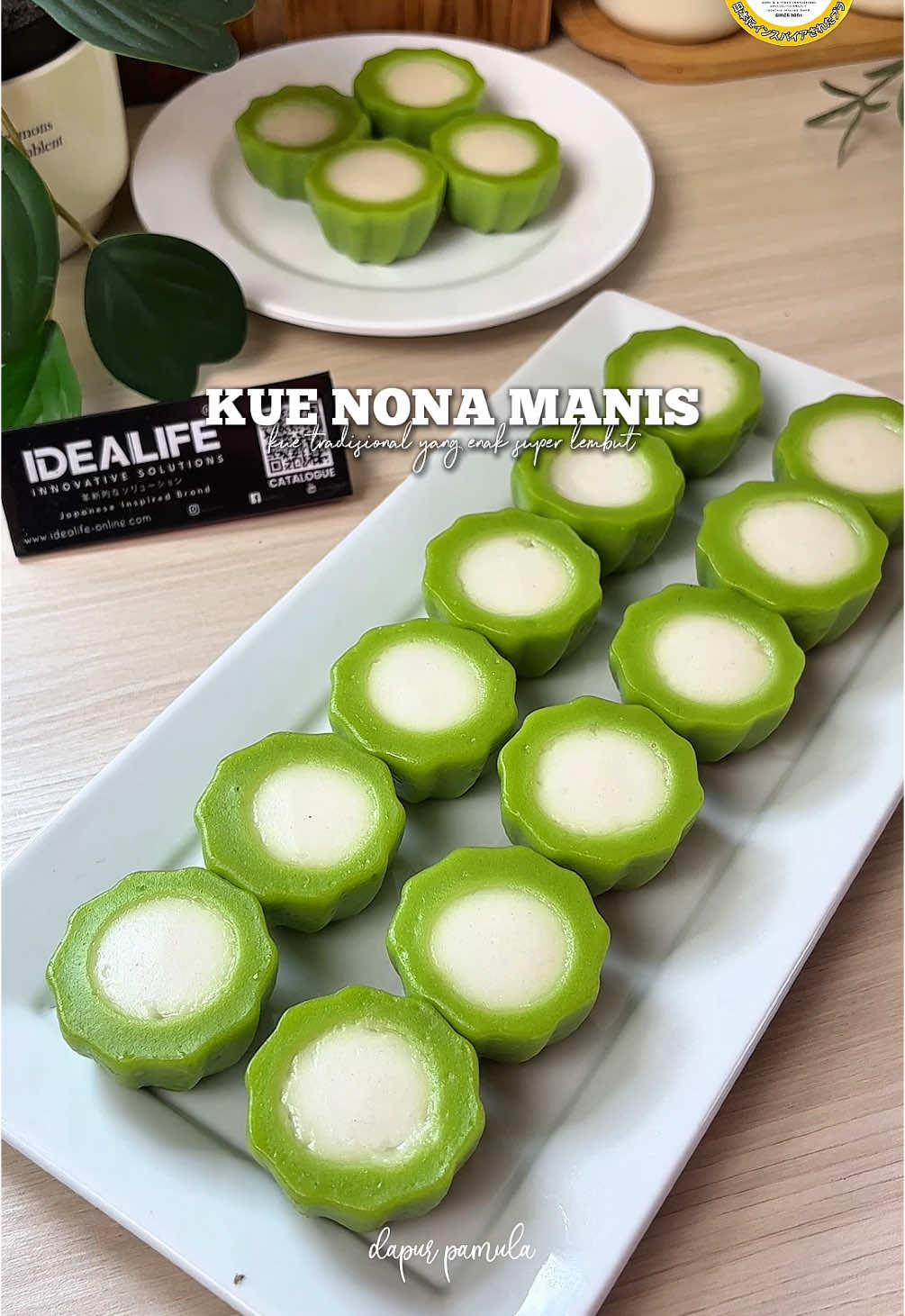 Bismillah ❤️ Beberapa waktu lalu liat postingannya mba @lis.achmady bikin kue nona manis akhirnya save resep nya dan recook, asli rasanya enak lembut gak bau amis sama sekali walaupun aku gak pake jus pandan asli tapi rasanya ttp enak 😋 yuk di recook resepnya dijamin anti gagal 😍 Untuk produk yang aku pakai aku menggunakan produk by @idealifeonline  Untuk resep dan tips lainnya bisa cek di @idealifeonline.resep  Untuk pembelian&cataloge @idealifeonline.catalogue  STREAMER RING SR-2801 By IDEALIFE  🌟 Material Stainless Steel 304 🌟 Food Grade  🌟 Mudah di Bersihkan 🌟 Thickness 0.4 mm 🌟 Tersedia Size 24,28,32 IDEALIFE Granite Cookware set (IL-22B(7 pcs set) Spesifikasi produk : ✅ Strong 7 layer hight quality pan ✅Greblon german technology non Stick,Marbel design coating  ✅FDA Approve & PFOA Free ✅Casserole 24x10,5 cm ✅Fry pan 24x4,5 cm ✅Wok 28x8,0 cm ✅Standing glass lid 24&28 cm ✅2 pcs Hight grade silicone utensil 💕 KUE NONA MANIS 💕 Resep by @lis.achmady  Recook by @dapur_pamula  Bahan adonan putih : 1 butir telur 100 gr gula pasir  110 gr tepung terigu 200 ml santan  Bahan adonan pandan : 20 gr maizena  250 ml santan  1 sdt pasta Pandan  Bahan adonan santan : 300 ml santan  25 gr tepung terigu 10 gr gula pasir 1/2 sdt garam  Happy watching 😍 Selamat mencoba 😋 #kurnonamanis #nonamanis #kuetradisonal #jajananpasar #kuenonamanispandan #resepkuenonamanis 