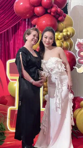 Nhung babie cùng Mẹ Chồng Ti Ti ( HKT ) thật thân thiện và xinh đẹp #baushowlekhacbinh #xuhuongtiktok #tiktokgiaitri #linhphuongpham #titihkt 