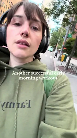 I swear it helps me clear my mind and gets me prepped for the day 💪🏻 #lifegoals #fitnessplan 
