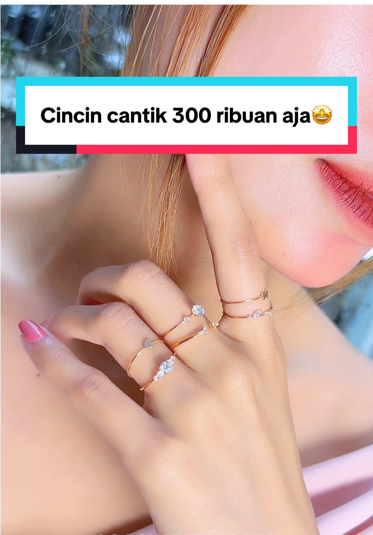 Hari gini masih ada cincin emas harga 300 ribu aja ‼️ Kamu bisa pake cincin emas asli tapi gak perlu mahal lagi. ✨ Langsung join live sekarang juga biar bisa dapet diskon sampe 12% 📌 #cincinemas #cincincantik #joinlive #belanjaonline #semarnusantara 