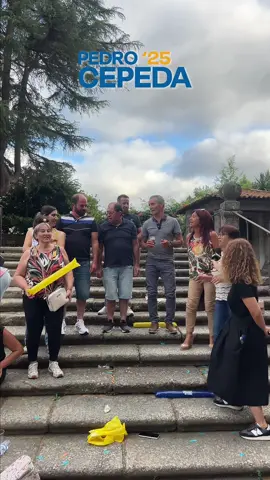 Pessoas de todas as freguesias deram a voz para apoiar quem acreditam. Cantaram com o coração, por um projeto que sentem como seu. Sente a energia e vem fazer acontecer connosco! 🧡💙 #PedroCepeda25 #EleiçõesAutárquicas #ApresentaçãoCandidatosÀsJuntas #Penafiel #PenafielQuer
