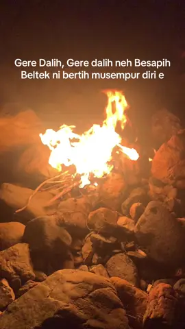 Ulak ku mode malam #lagugayo #gayostory #gayo #gayolues #gayoluesaceh ##sukugayo #lagugayoviral #berubujanggayo #aceh #acehviral #gayoviral #meralida 
