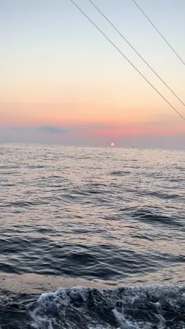 Hudson sunrise #ocean #hudsoncanyon #onscene 