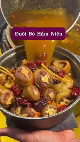 Lạnh lạnh làm tí đuôi bò hầm niêu chắc sắp lệch đc rồi ae ạ ... #hanoibeo #viral #tiktok #LearnOnTikTok #xuhuong 