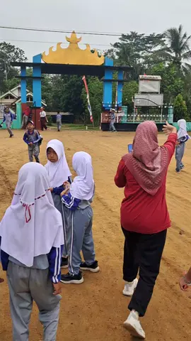 Program pemerintah Makan Bergizi Gratis (MBG) Alhamdulillah sampai di sekolah kami SDN 4 BATU PUTIH (Toto Katon) Kec. Batu Putih, Kab. Tulang Bawang Barat Lampung, Terima kasih program bapak presiden kita bapak Prabowo 🙏🙏 #mbg #bergizi #fyp #fypシ #fyppppppppppppppppppppppp 
