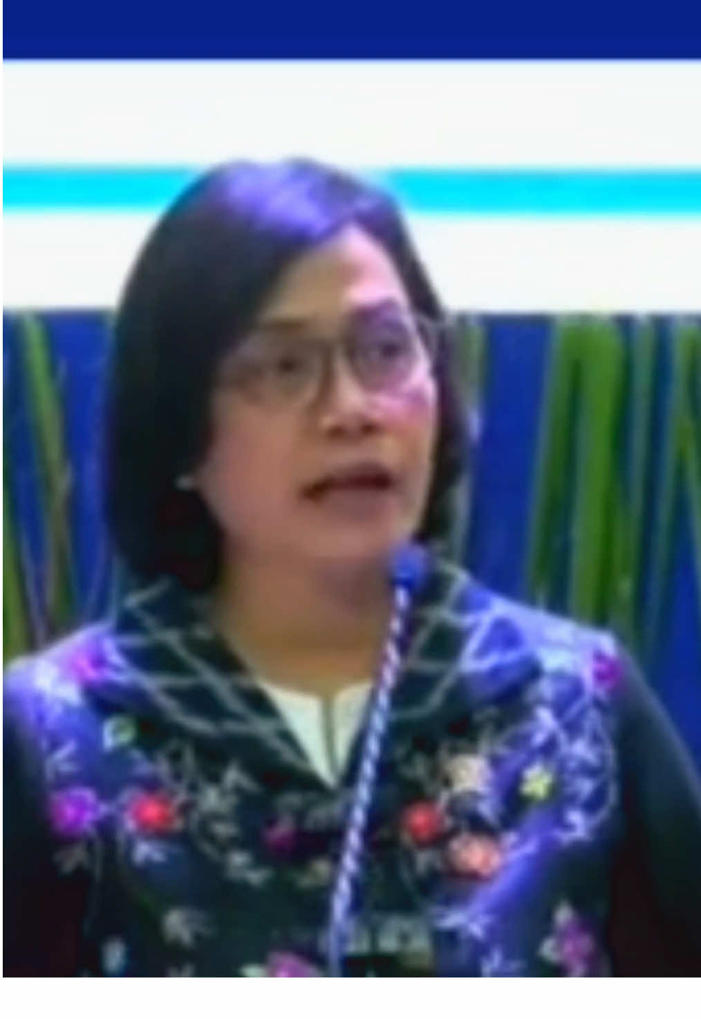 Benarkah Sri Mulyani mengucapkan kalimat ini ? “Guru adalah beban negara ??” #guru #srimulyani #apbn #news #info 