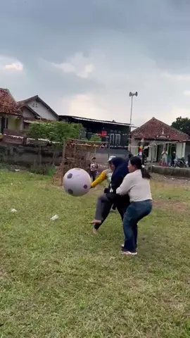 tolong tanyakan keadaan hp 9jt itu sekarang🥺 #lomba17agustus #panitiaagustusan #hutri80indonesia🇮🇩 #17agustus2025🇲🇨🇮🇩🙏🙏👍👍 #fyppppppppppppppppppppppp 
