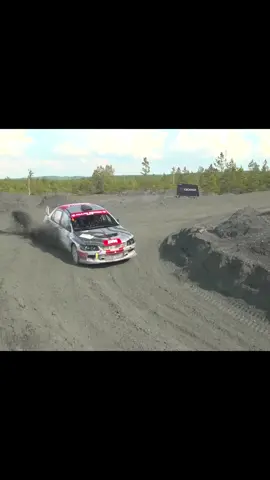 Mucha adrenalina en el rally ruso, excelente conducción #wrc #rally #racing #rallyracing #Motorsport 