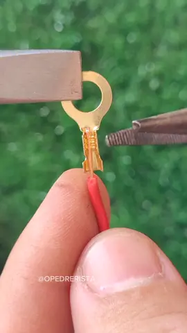 Dessa maneira seu terminal nunca mais vai se soltar 😉 #solucoes #DIY #ideias #flypシ 