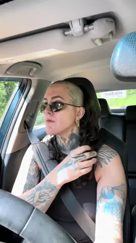 it’s hair vanity, kittens and tattoos all the way down lately #gnc #theythem #nonbinary #OOTD #skullet #tattooartist #kittens #tattoos 