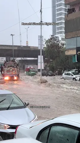 Karachi right now #karachi #foryoupage #foryou #rain 