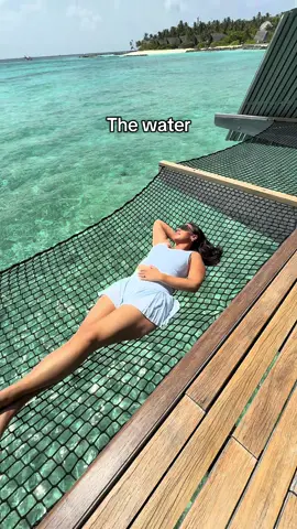 I just need water #maldives #maldivestiktok #stregismaldives 