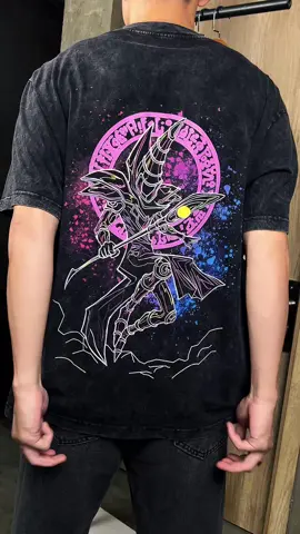 Dark magician never let’s me down 🔥🔥🔥#yugioh #yugiohtiktok #yugiohcommunity #yugiohcards #darkmagician #darkmagiciangirl #yamiyugi #animeedit #animeshirt #streetwear #azviral79 