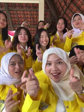 HE EHHHHH 😝😜😜🤗 #universitasindonesia 