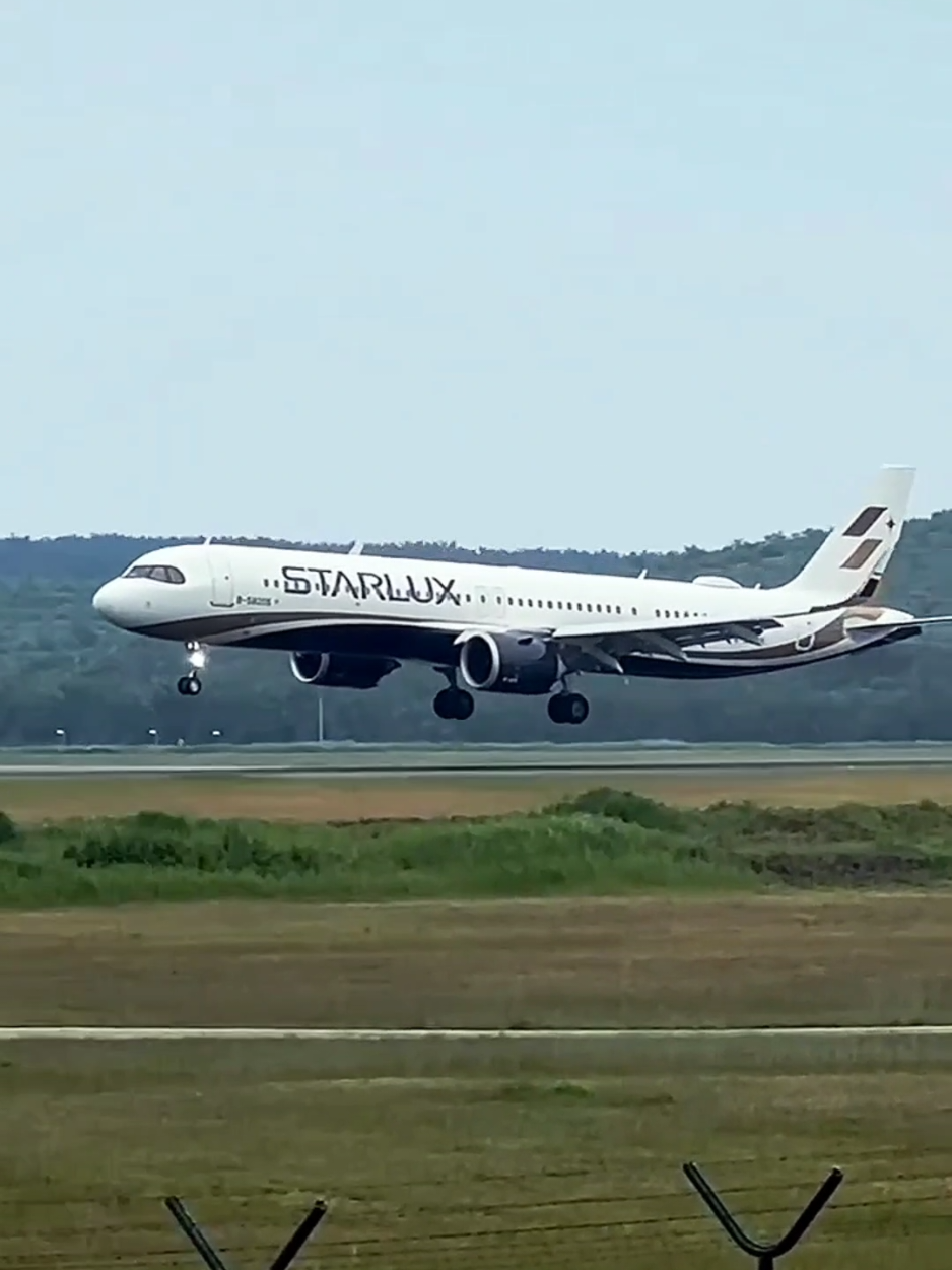 Trả lời @khongbaogiotinmotai  #maybay #a321 #starlux #nguoidotoidaytinhdau #nhactamtrang 