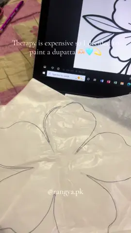 Stay tuned for the final look 💐🌸 #handpainteddupatta #rangya #desifashion #traditional #wearableart #dupattastyle #pakistaniart #SmallBusiness #supportsmallbusiness #foryoupageofficial #handpainted #wearlocal #explore #fyp 