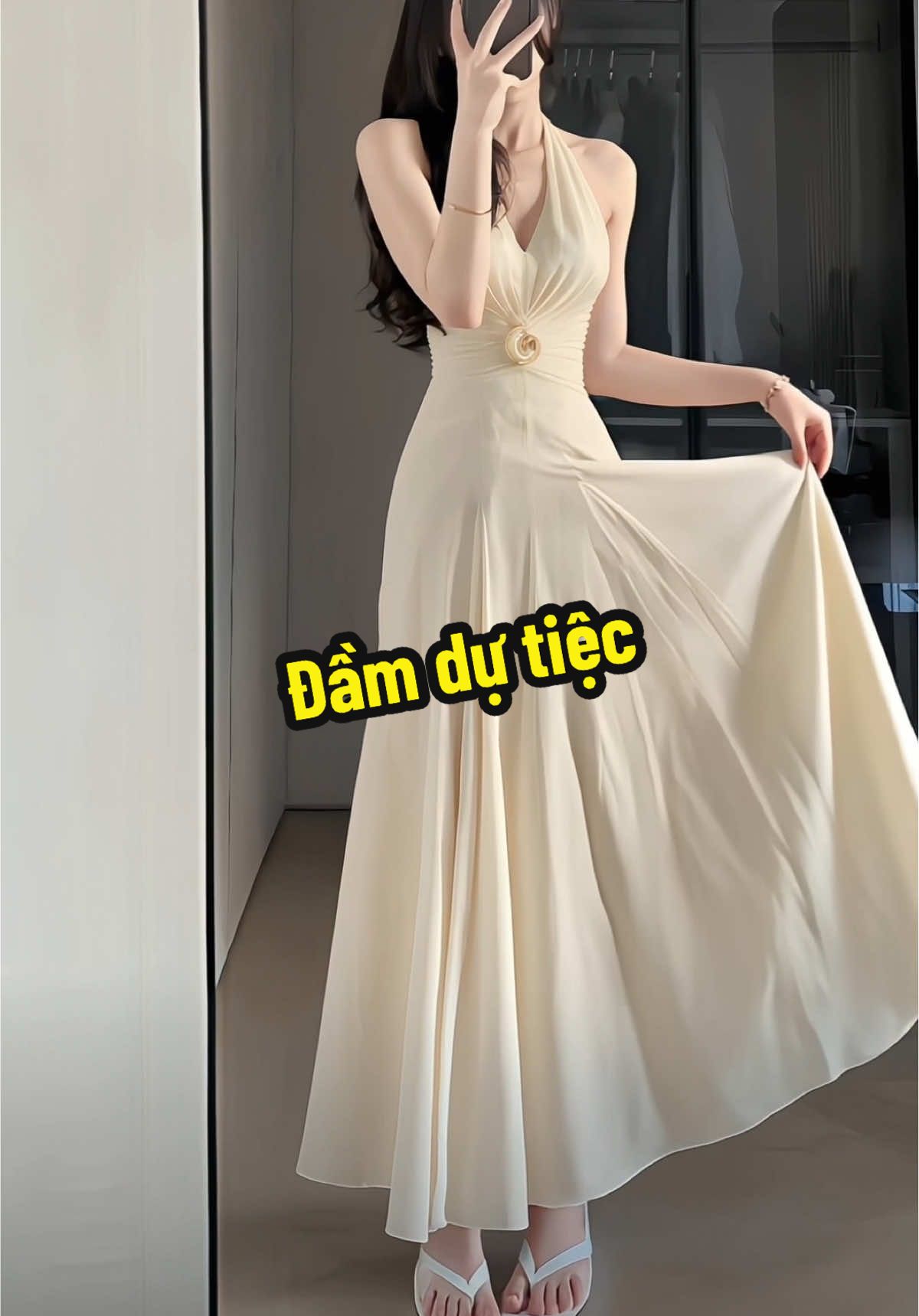 Lên chi chị em con đầm dự tiệc xinh, giá hợp lý. Mà còn miễn ship. #outfit #myoutfit #phoidoxinh #damxinh 