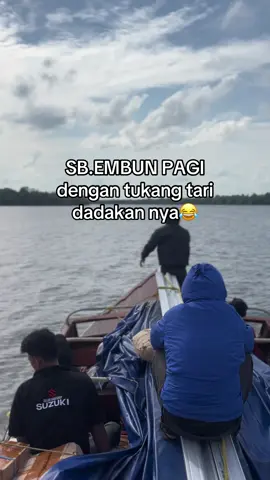 masi bersama kapten @Ancak(se'ni)⚓️ tidak lupa juga dengan gaya andalan nya🔥😁#fypシ゚#xybca#masukberanda#fyppppppppppppppppppppppp @embun pagi🛟 @peranggggg  