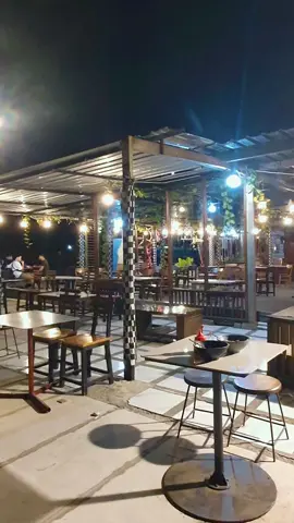 MENUNGGU PAGI BOLO Tidak semua keluar malam adalah  kegiatan negatif kalau ini kegiatan menunggu pagi, karena malam kami terlalu berharga untuk kita lewatkan dan jarang bisa kumpul bersama . #fyp #fypシ゚viral #viral #ngopi #malam 