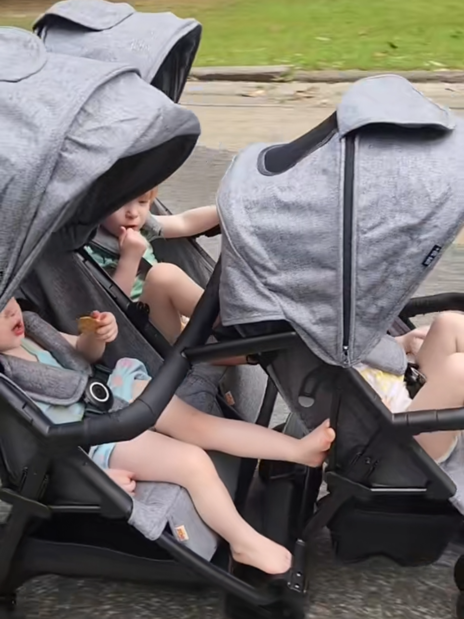 Unboxing our new Zoe! We still love it a year later! Discount in our bio  #rollwithzoe #zoefam #stroller #triplestroller #doublestroller @Zoe 