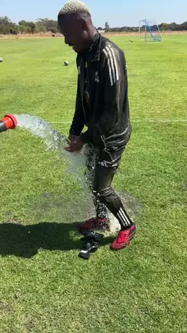 Ma birthday ekubhora so🤣👐🏻 #football 