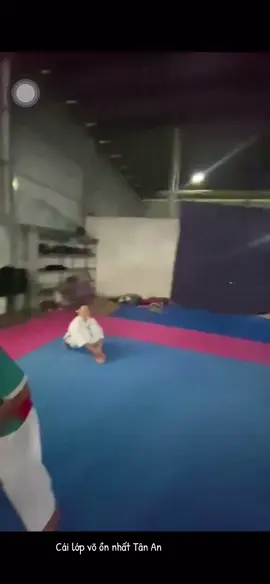 Cái lớp võ ồm nhất tân an 🤫