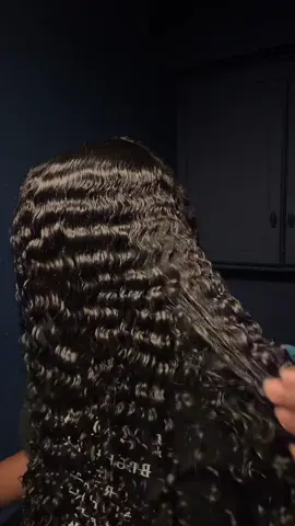 Dry to Curly,just using water!!! #curlyhair #curls #justwater #foryoupage #viral 