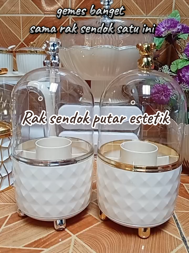 Rak sendok putar estetik..  siapa yang mau  ???? #rak #wadah #sendok 