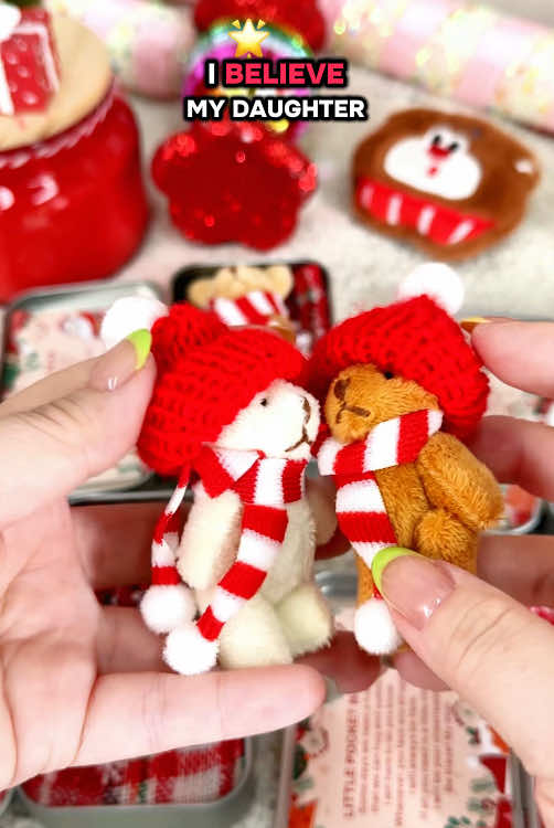 How adorable and how cute is this Christmas little bear!!! #cutegift #littlebear #hugbear #christmasgift #kidsgift #tiktokshopholidayhaul #tiktokmademebuyit #spotlight #dealdrops #globalpick 