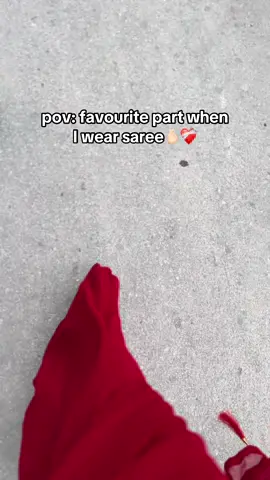 pov:favourite part when I wear saree🫰🏻❤️‍🩹🤗😍 #fyp #redsari❤️ #Love #loveyourself 