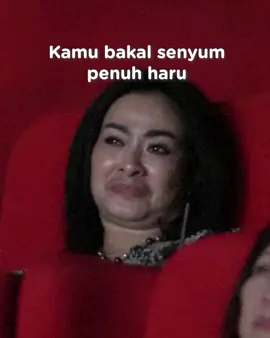 Dari senyum tipis sampai tiba-tiba haru, ekspresi temen-temen Gabungan Artis dan Seniman Sunda campur aduk banget 🤩 Adegan film Panggil Aku Ayah bikin hati hangat sekaligus penuh 🧡 Siap ngerasain kisah yang penuh emosi? Yuk nonton film Panggil Aku Ayah sekarang di bioskop! Beli tiketnya di bit.ly/filmpaa 🎟️ #PanggilAkuAyah #FilmPanggilAkuAyah  #PanggilAkuAyahFilm  #FilmPAA #ArtiKeluargaSebenarnya  #TikTokTainment 