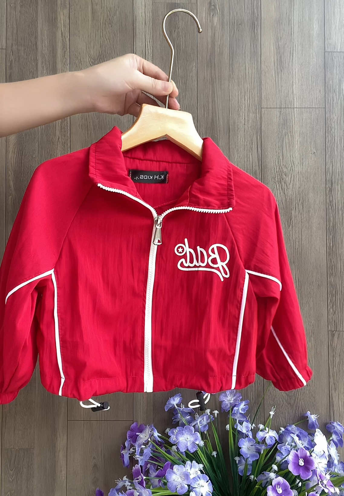 Khoác gió cinh cho bé giá đầu mùa ạ#thoitrangtreem #thockidsbaby2 #xuhuongtiktok khoácgios#khoacgio 