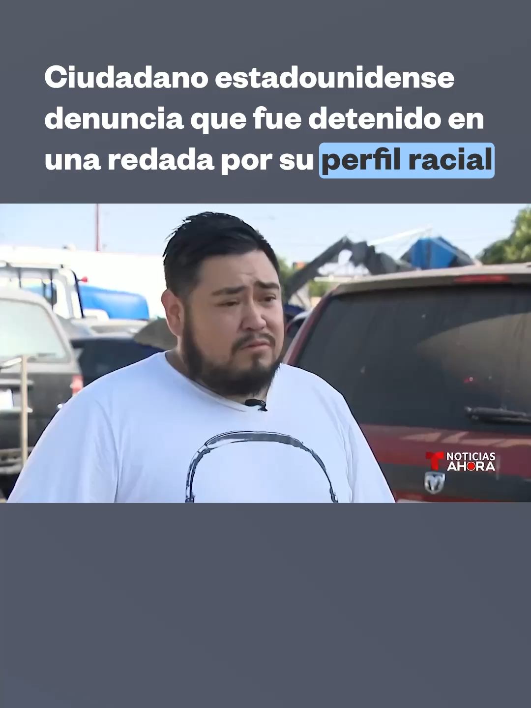 🔴 Javier Ramírez afirma haber sido detenido por su perfil racial durante una redada migratoria en #California. “Solamente estaban buscando mexicanos o latinos”, cuenta Ramírez, quien asegura que a pesar de que les informó a los agentes que era un ciudadano estadounidense no pudo evitar su arresto. El incidente ocurrió el pasado 12 de junio cuando agentes enmascarados irrumpieron en su negocio, sin una orden y en busca de inmigrantes indocumentados.
