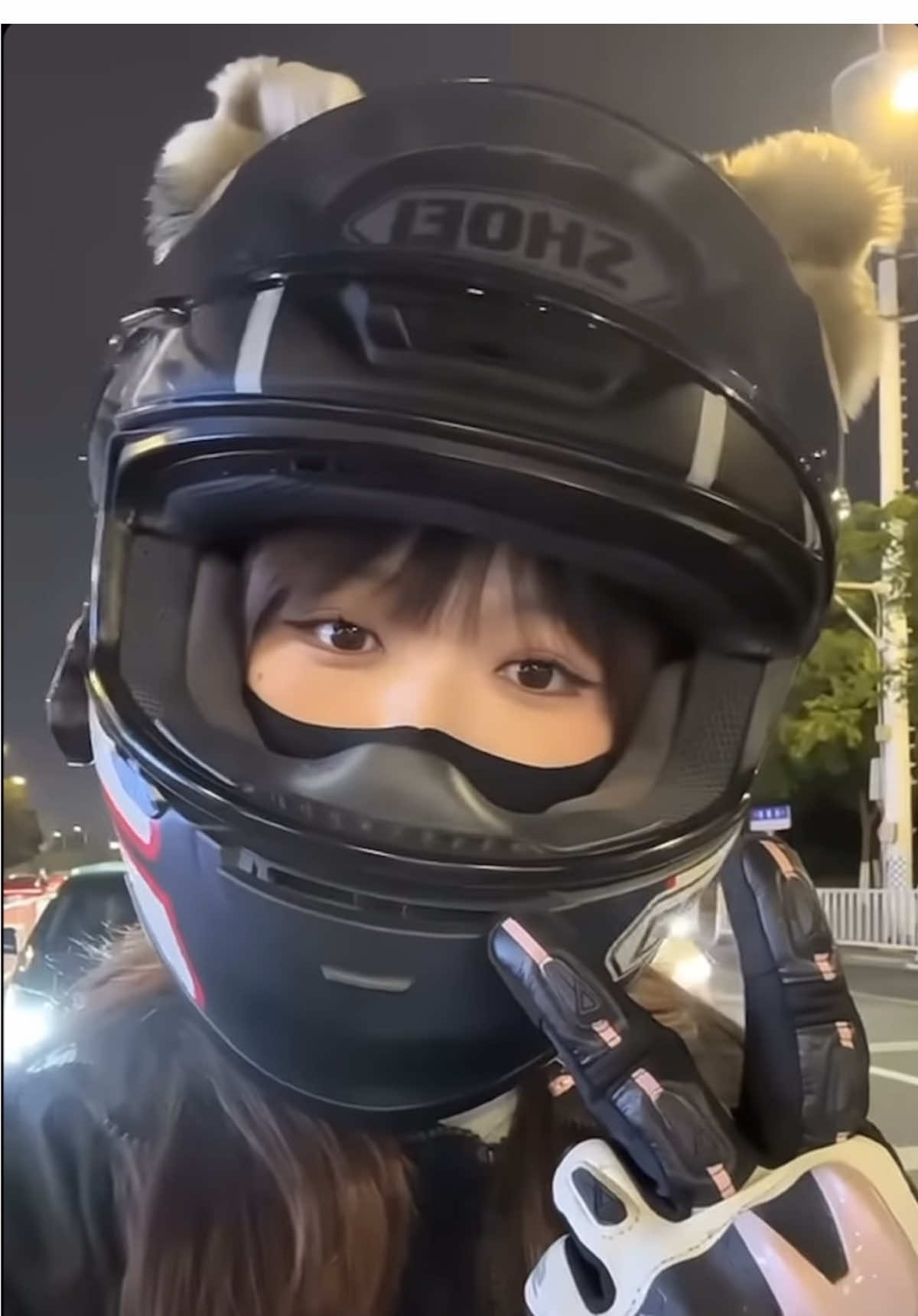 How to become cool?#motorcycle #racelover #女骑 #anime #race 