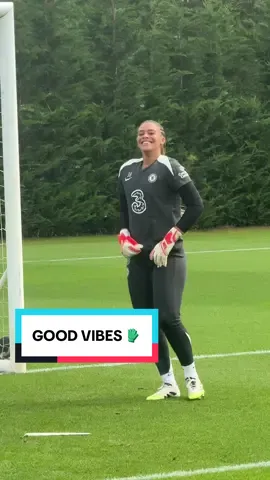 Good vibes in the GKs camp. 😅💙 #chelsea #chelseafc #football 