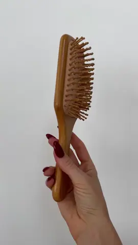 Escova de bambu